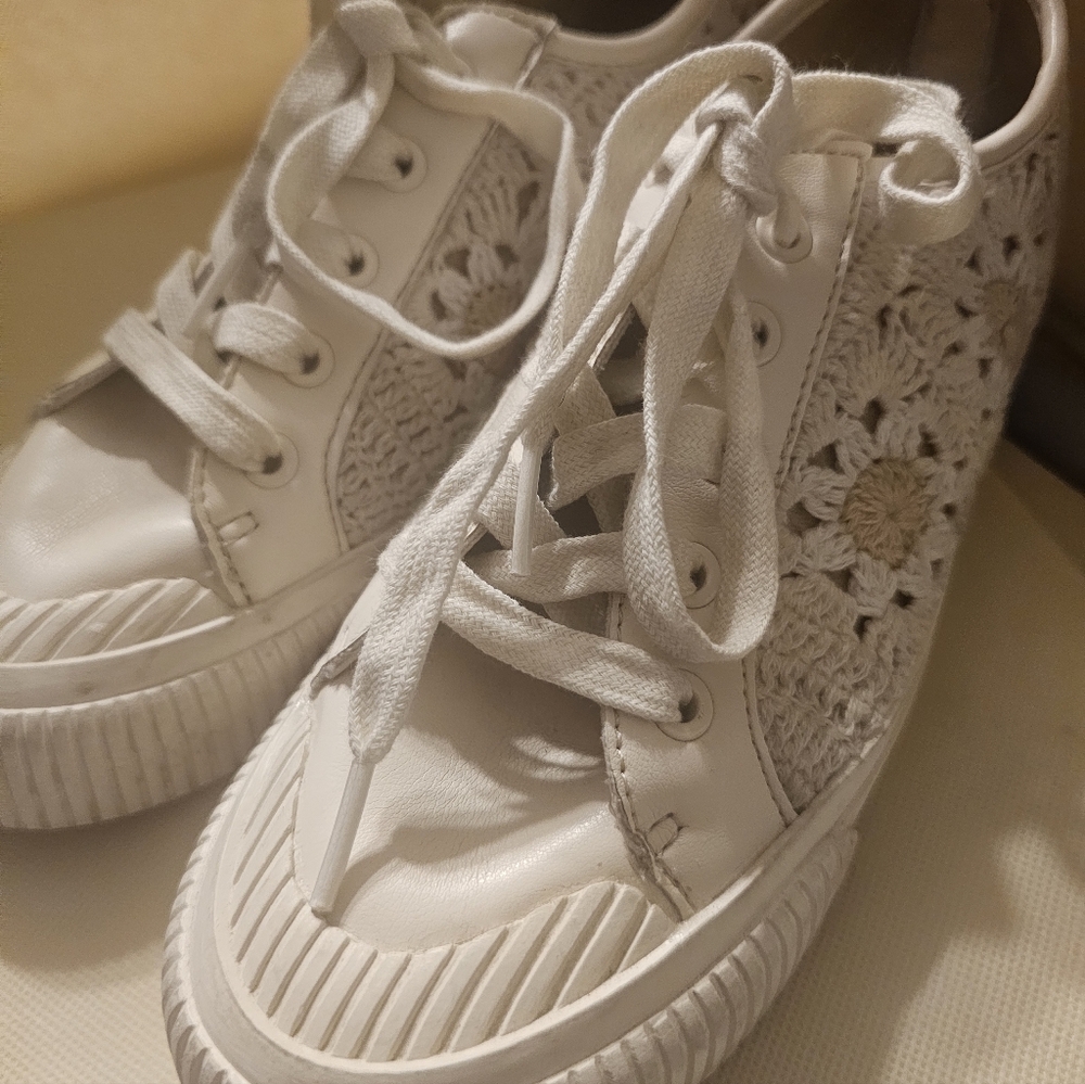 Yellow Box Cream Crochet Sneakers With Laces. - Picture 2 of 5
